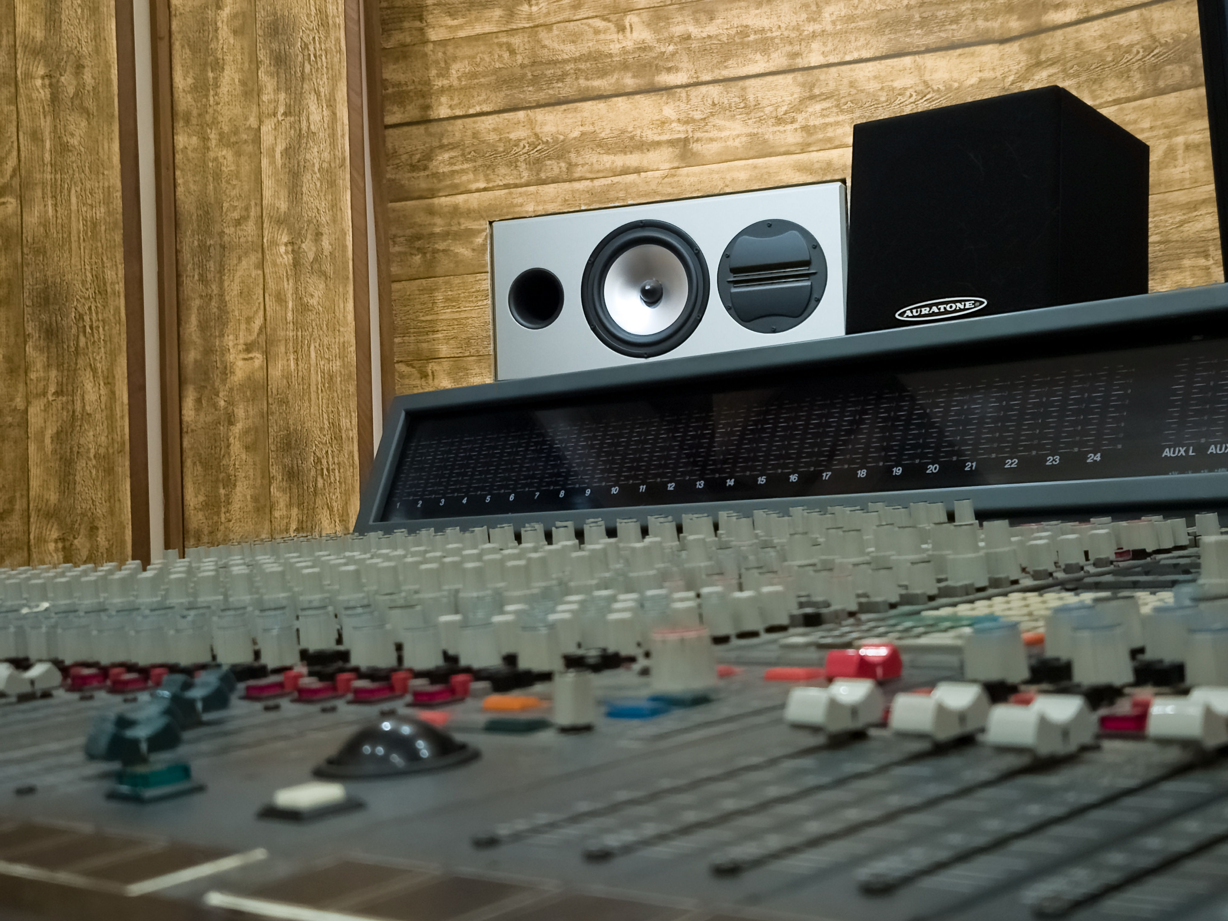 Studio 305 – Regie mit AMEK Hendrix